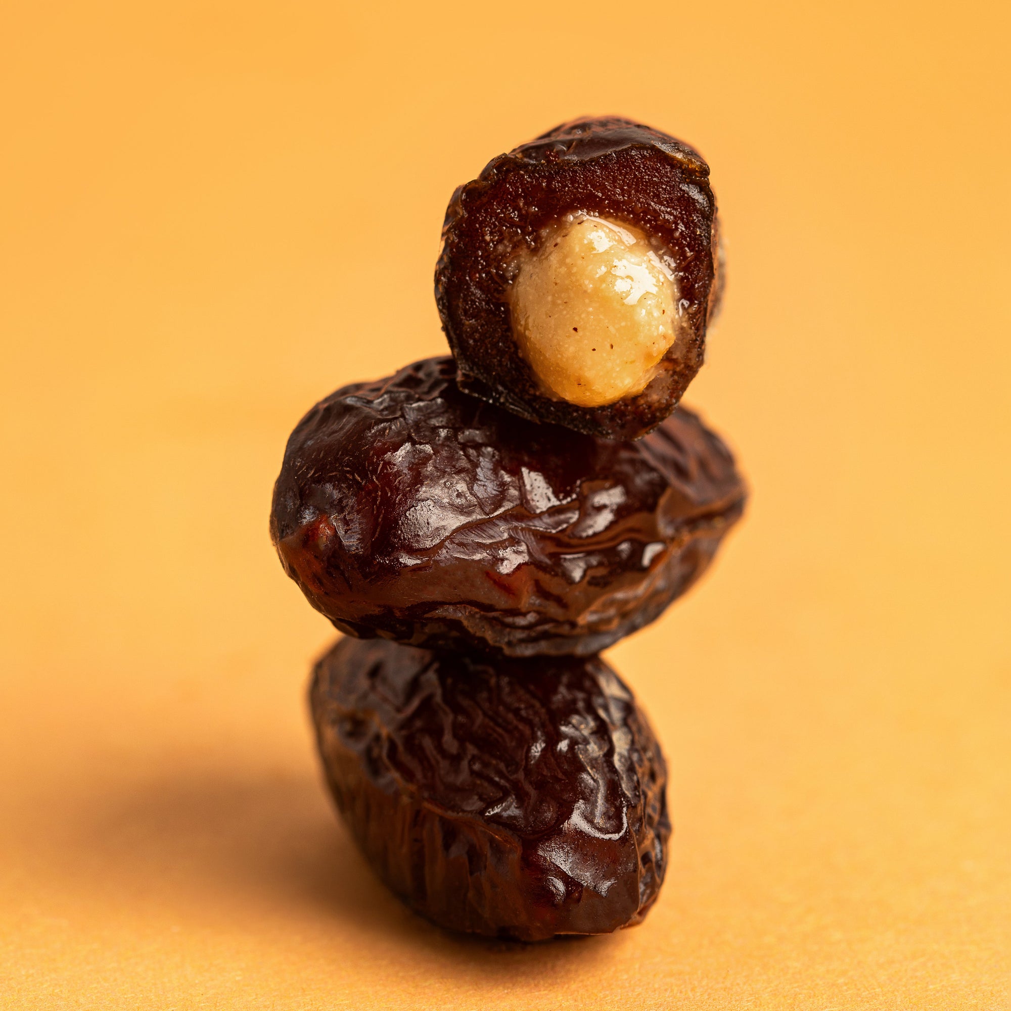 Dattes fourrées à la purée de noisettes
